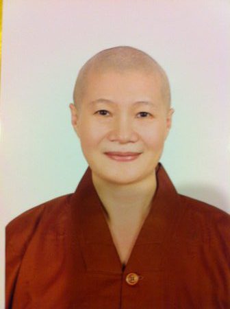 比丘尼证达上人修成泥丸道果开顶显道【百年未闻的比丘尼】-图片1